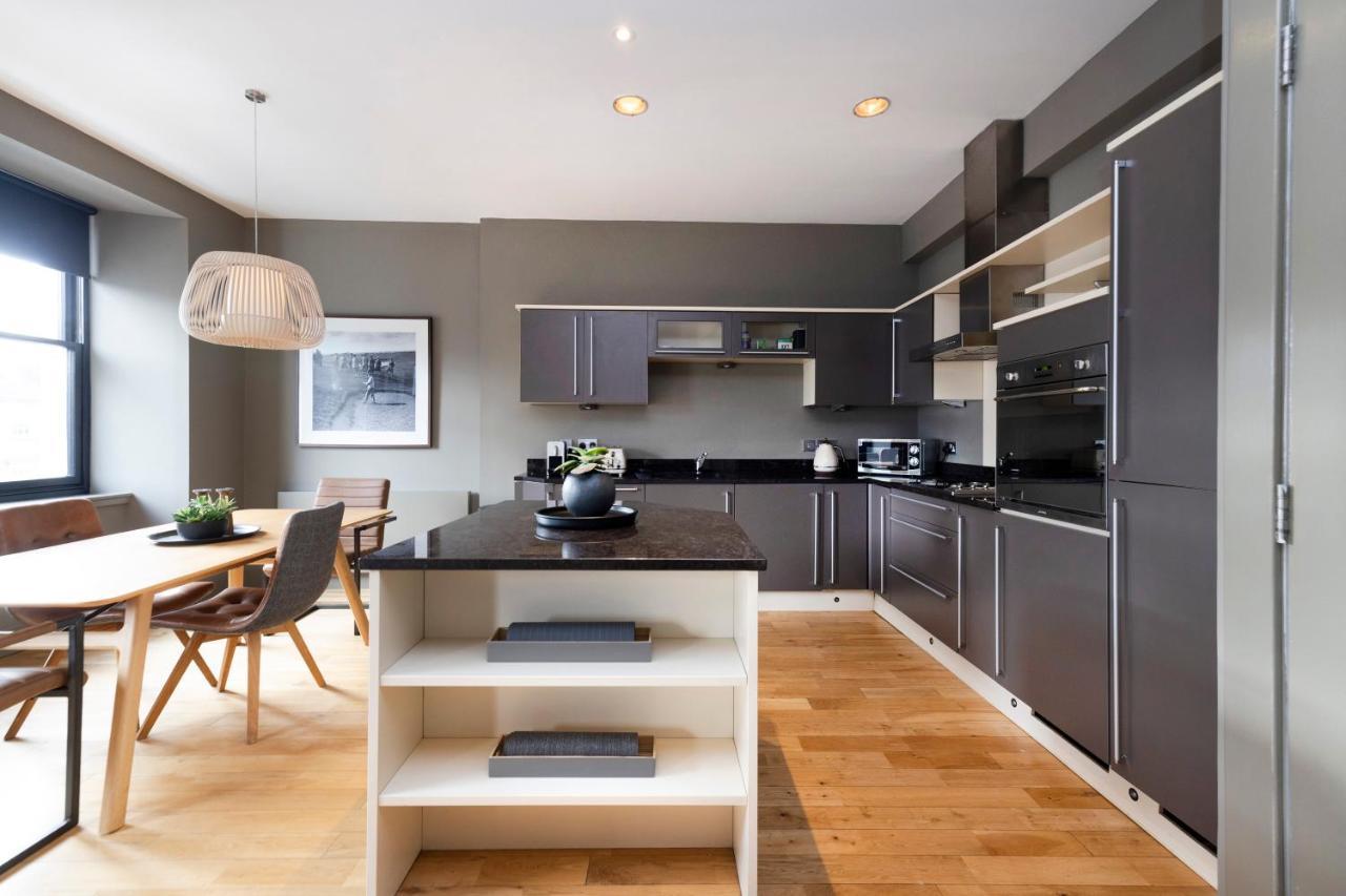 Joivy Luxury 2Br Home On George Street Edinburgh Kültér fotó